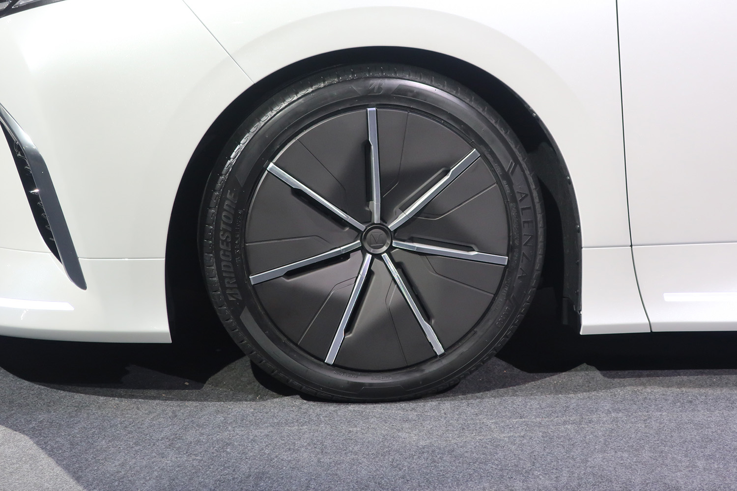 モデリスタのやりたいことを全部反映した力作「アルファード モデリスタコンセプト」の魅力 〜 画像7