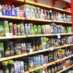 【画像】「読めなくても日本語表記のままがいいんだよ！」　台湾のカー用品店でわんさか並ぶ「日本メーカーの品」が中国語になっていないワケ 〜 画像26