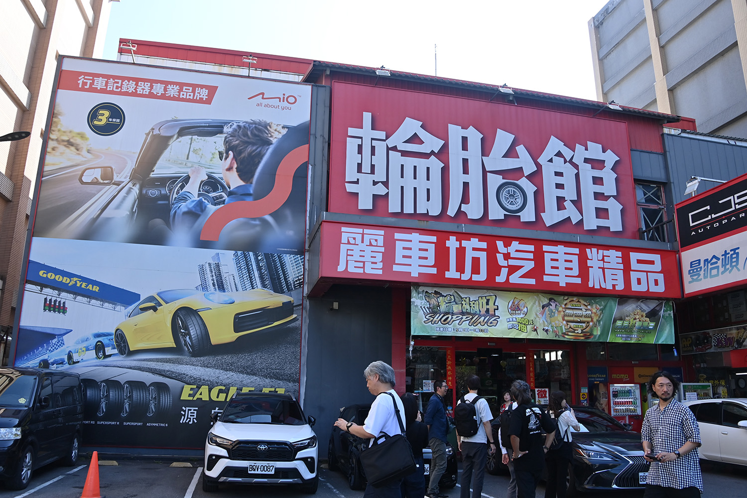 台湾のカー用品店に日本語のままのパッケージが大量に並んでいる納得の理由 〜 画像6