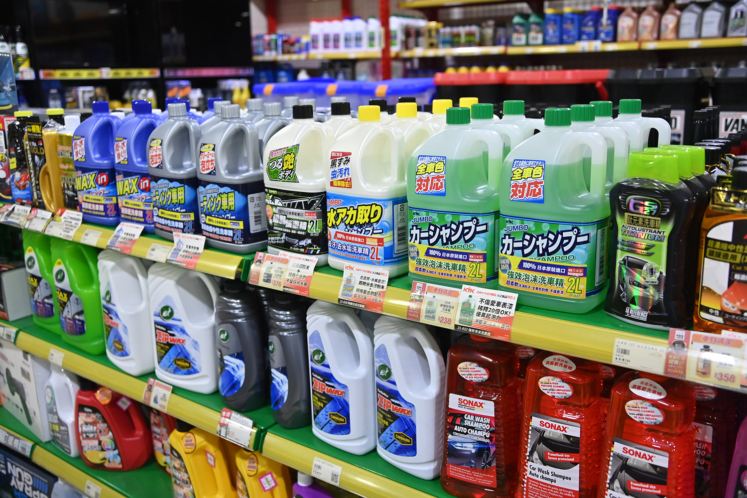 台湾のカー用品コーナーのイメージ