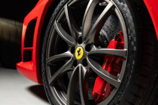 覚悟が必要なほど高額なフェラーリのビックリオプションの世界