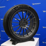【画像】走行性能を磨きつつ環境性能もバッチリってミシュランの魔法か？　相反する２性能を高めた「いますぐ履いてみたい」新タイヤ２本が爆誕!! 〜 画像33