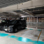 【画像】ドアの凹みで心も凹む！　恐怖の「ドアパンチ」を防ぐ駐車方法と被害リスク軽減策 〜 画像2