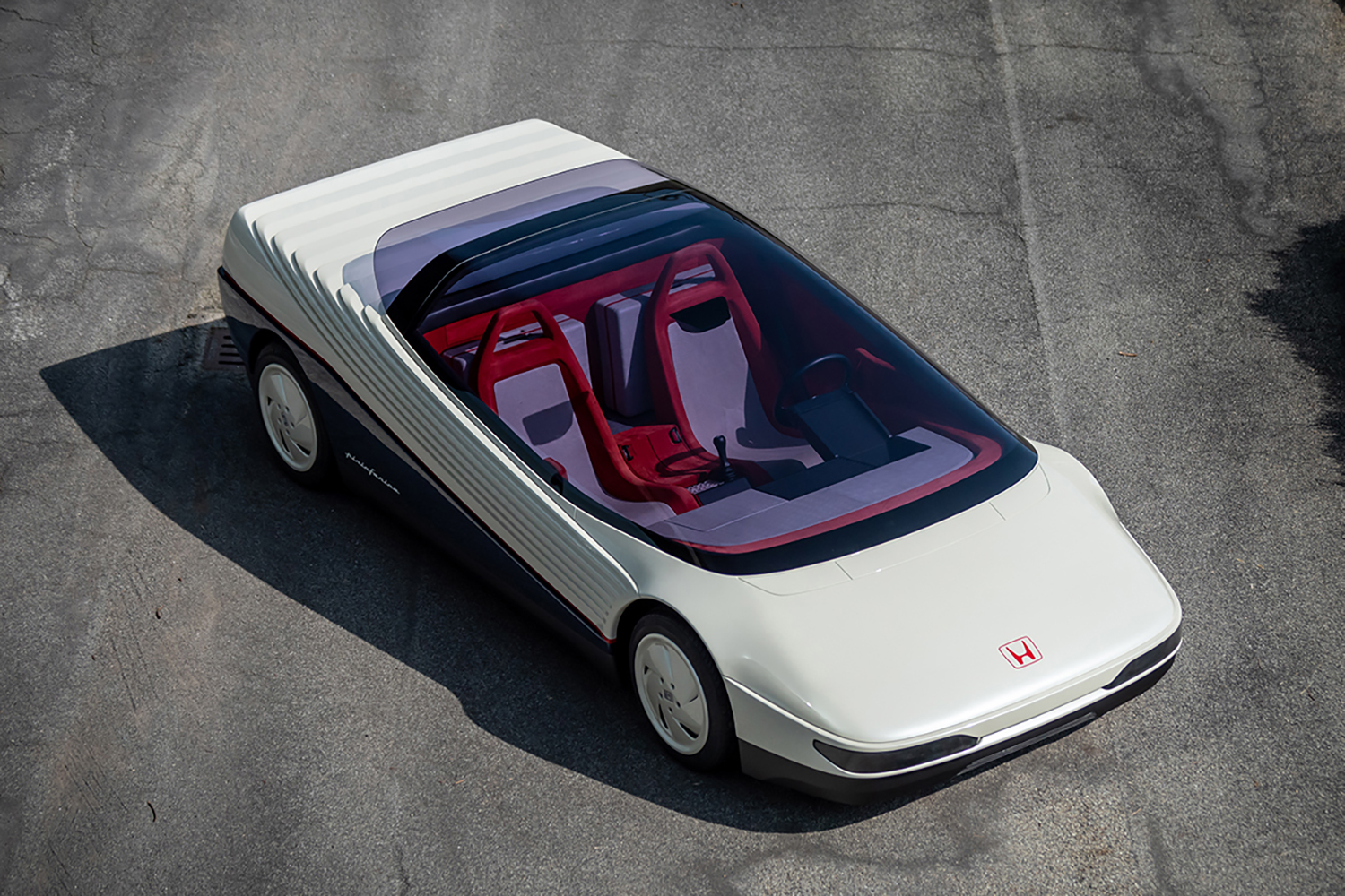 ホンダHP-Xの俯瞰フロントスタイリング