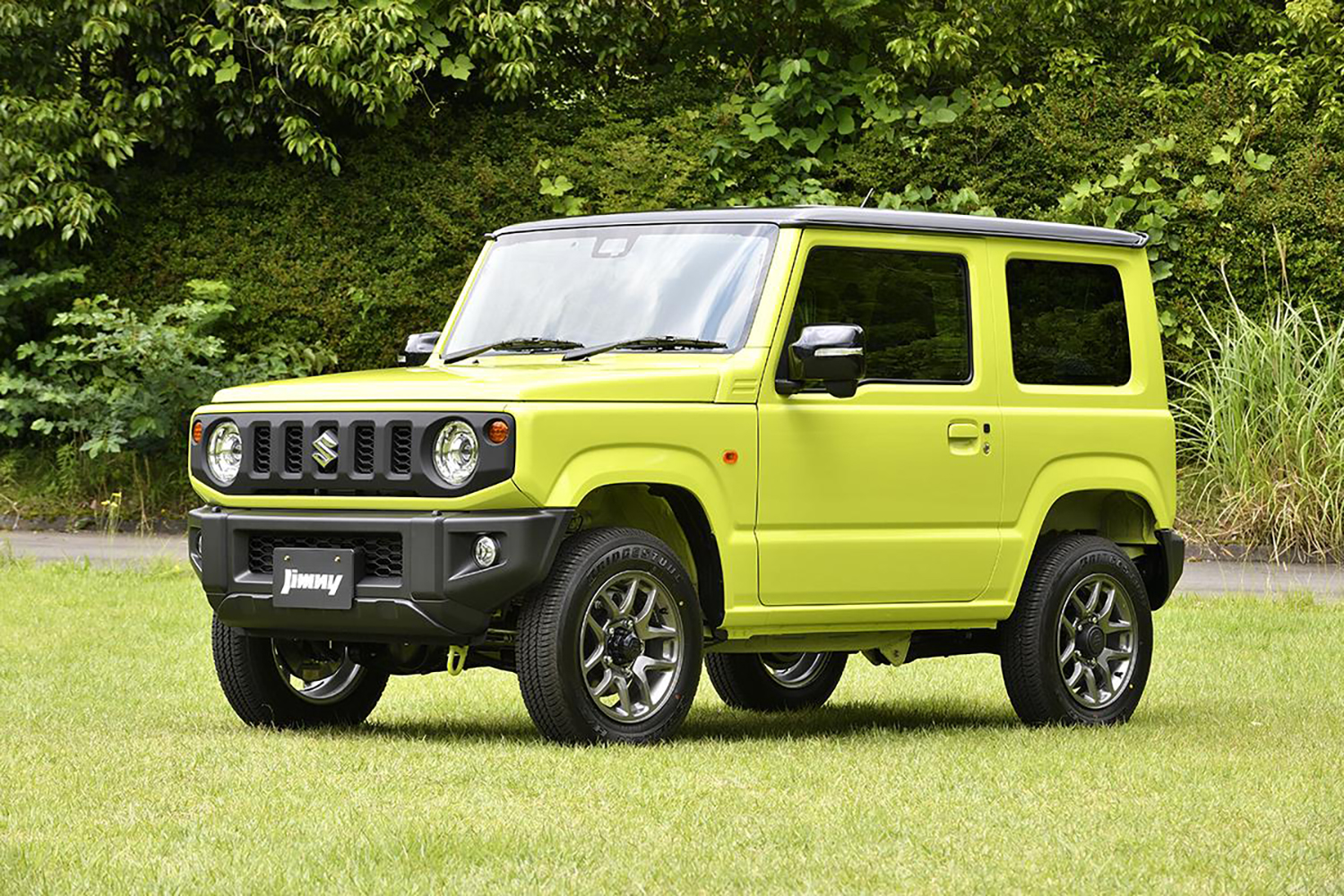 スズキ・ジムニーのフロントスタイリング