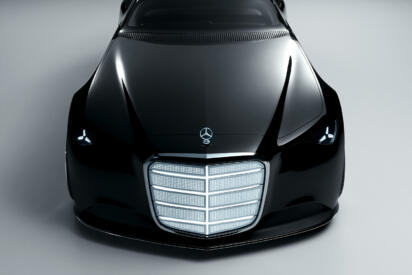 単なるデザインコンセプトにあらず！　メルセデス・ベンツの「ヴィジョン・アイコニック」は全身ソーラーパネルのスゴイやつだった