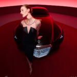 【画像】単なるデザインコンセプトにあらず！　メルセデス・ベンツの「ヴィジョン・アイコニック」は全身ソーラーパネルのスゴイやつだった 〜 画像16