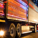 【画像】まっとうなデコトラ乗りまで悪にみられる！　迷惑な改造トラックは即刻消えるべき!! 〜 画像5