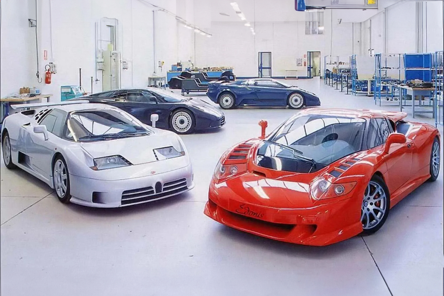 エドニスV12とブガッティEB110