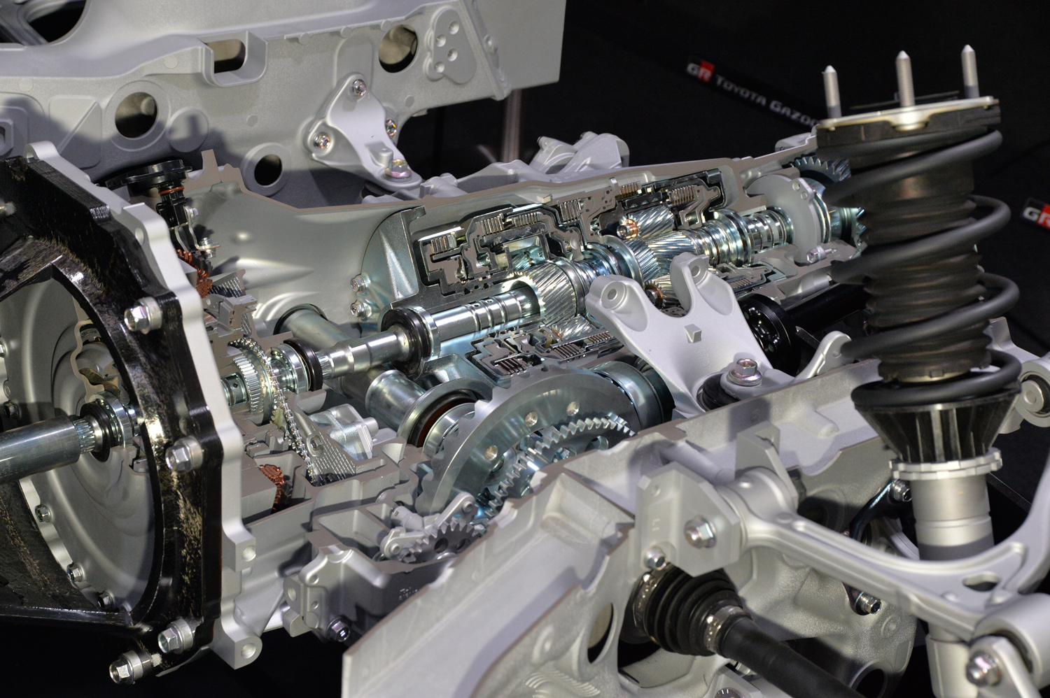 GR GTのトランスミッション