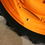 【画像】ランボ発見……ただしトラクター！　クルマのカスタムカーショーで異彩を放つ展示の真相とは【東京オートサロン2026】 〜 画像4