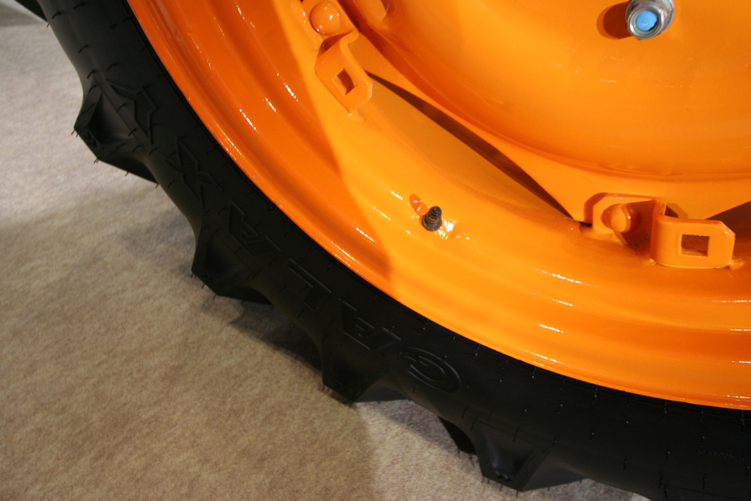 ランボルギーニ・トラクターとアバルト1000TCRに「クルマ文化の原点」を感じた【東京オートサロン2026】 〜 画像4