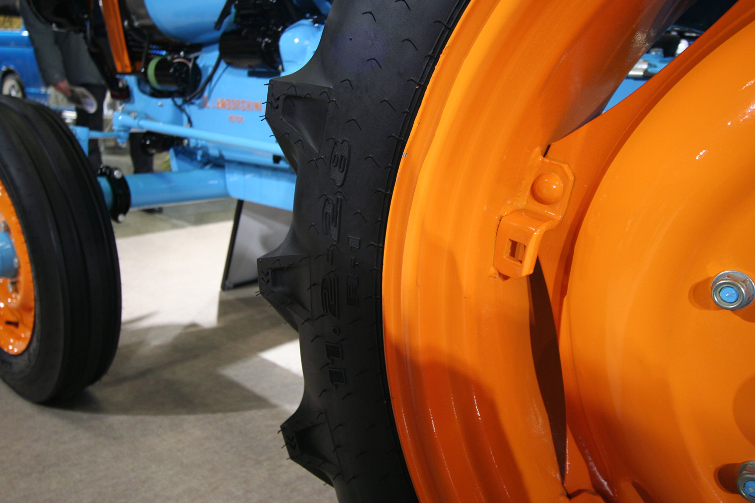 ランボルギーニ・トラクターとアバルト1000TCRに「クルマ文化の原点」を感じた【東京オートサロン2026】 〜 画像5