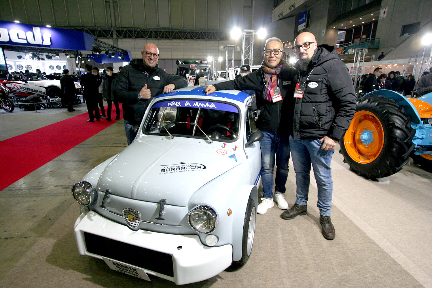 ウイングオートの会長の上窪順一郎さん（中央）と「LA MANNA MOTORS」のMr.アントニオ（左）とMr.ベンリー（右） 〜 画像12