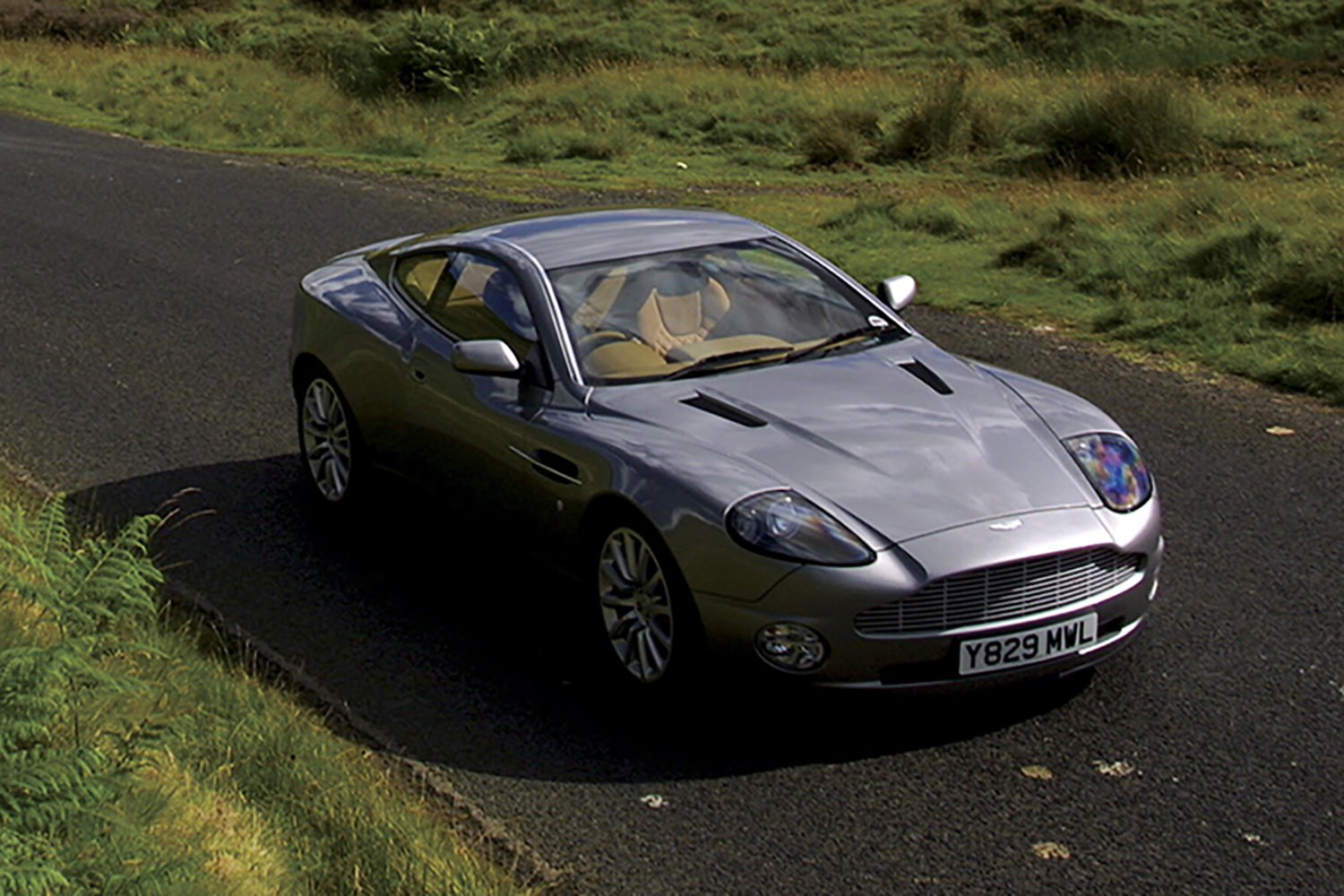 V12ヴァンキッシュはフェラーリに「打ち勝つ」ために誕生した【21世紀スーパーカーFILE #003】 〜 画像14