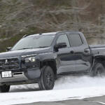 【画像】見た目どおりの「雪道走破性」と見た目を裏切る「乗り心地」と「取りまわし」！　三菱トライトンで走りまわったらオールラウンダーっぷりに感動!! 〜 画像3