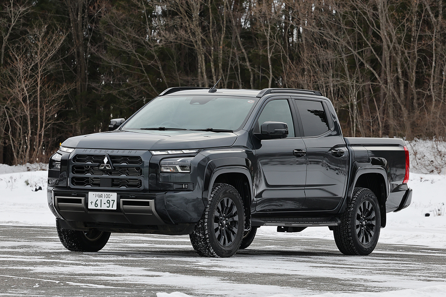 三菱トライトンのフロントスタイリング