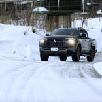 【画像】見た目どおりの「雪道走破性」と見た目を裏切る「乗り心地」と「取りまわし」！　三菱トライトンで走りまわったらオールラウンダーっぷりに感動!! 〜 画像32