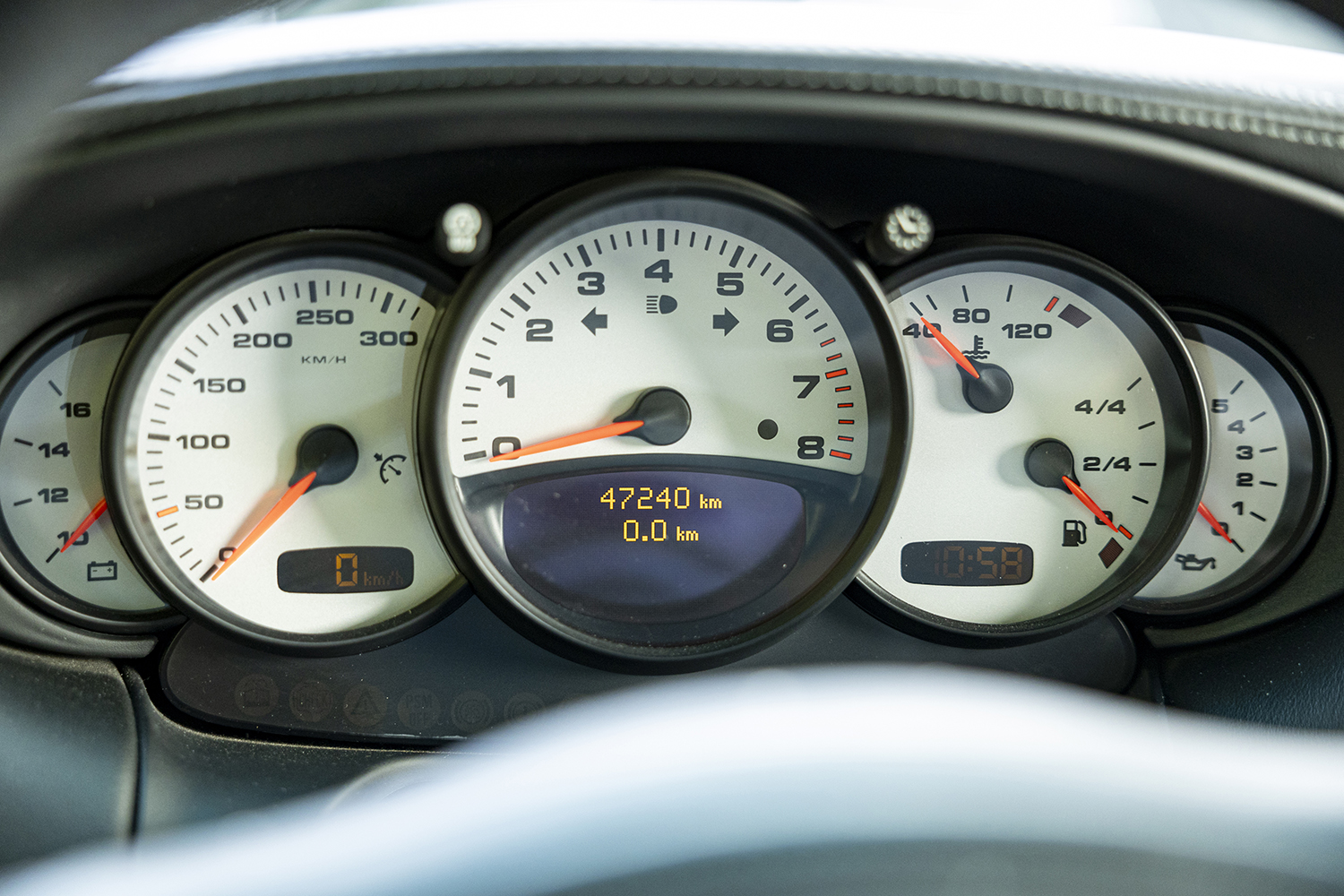 純然たるロードカーとして生まれた996型ポルシェ911GT2が衝撃的すぎた 〜 画像13