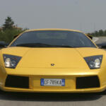 アウディの血が入った新世代ランボルギーニ！　世界中が大混乱の最中に公開された「ムルシエラゴ」【21世紀スーパーカーFILE #005】