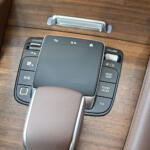 【画像】【試乗】廉価版かと思いきや……価値ある装備だけに絞り込んだ決定版！　メルセデス・ベンツGLEの新グレード「CORE」が間違いなく買いだった 〜 画像12