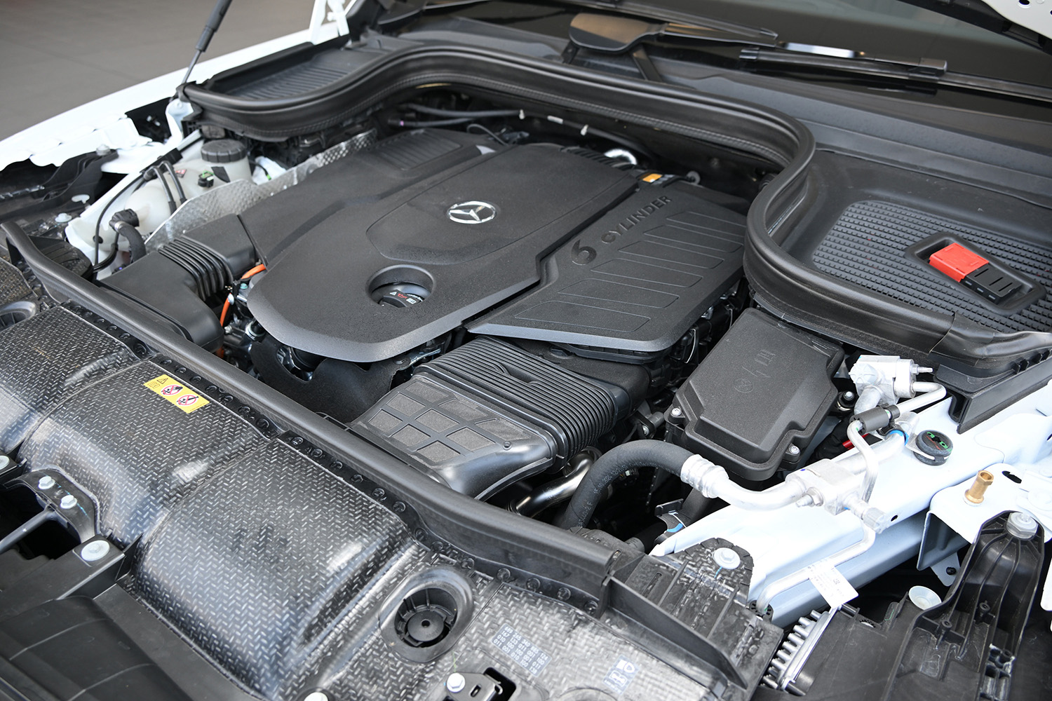 メルセデス・ベンツGLE COREのエンジン