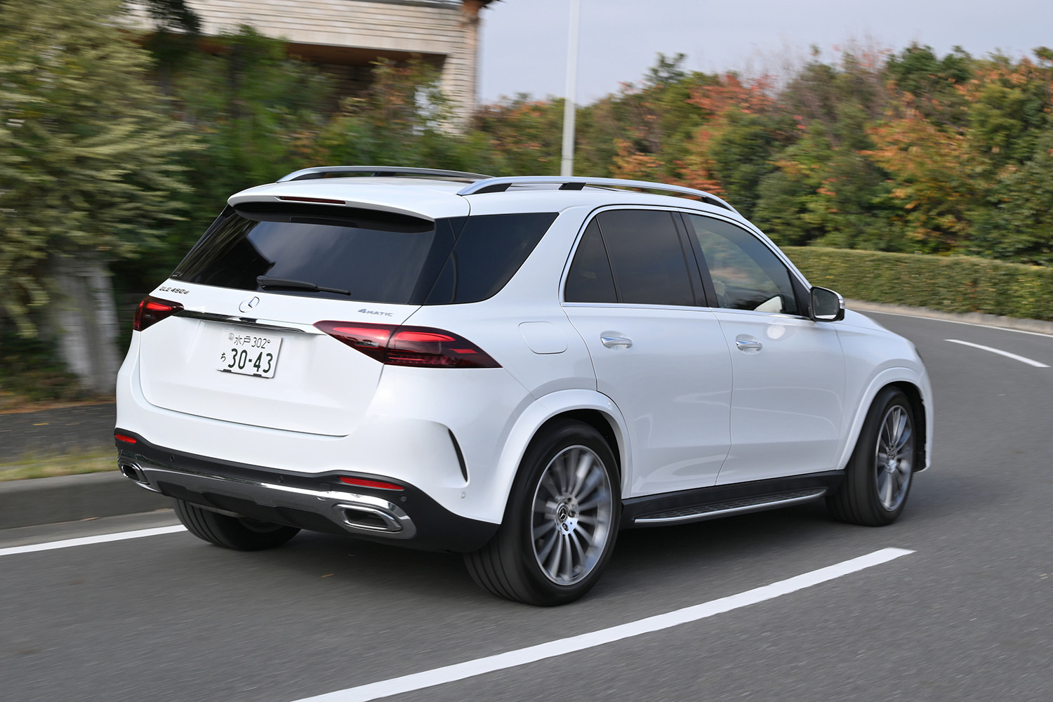 メルセデス・ベンツGLEの新グレード「CORE」は過剰な装飾は抑えても高級SUVとしての核心に変わりなし 〜 画像38