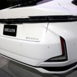 【画像】デビュー前のレクサスESを早くもイジった！　モデリスタ流の上質さがコレだ!! 〜 画像6