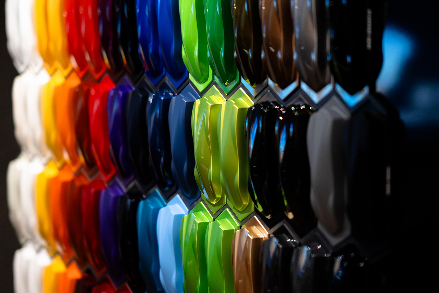 塗装工程がほとんど同じボディカラーに追加料金が発生する理由 〜 画像4