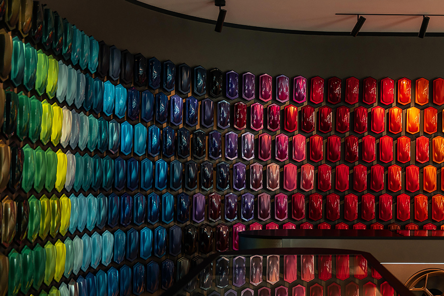 塗装工程がほとんど同じボディカラーに追加料金が発生する理由