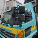 【画像】トラックのハンドルはなんでデカくて水平？　同じクルマなのに乗用車とは違うワケ 〜 画像4