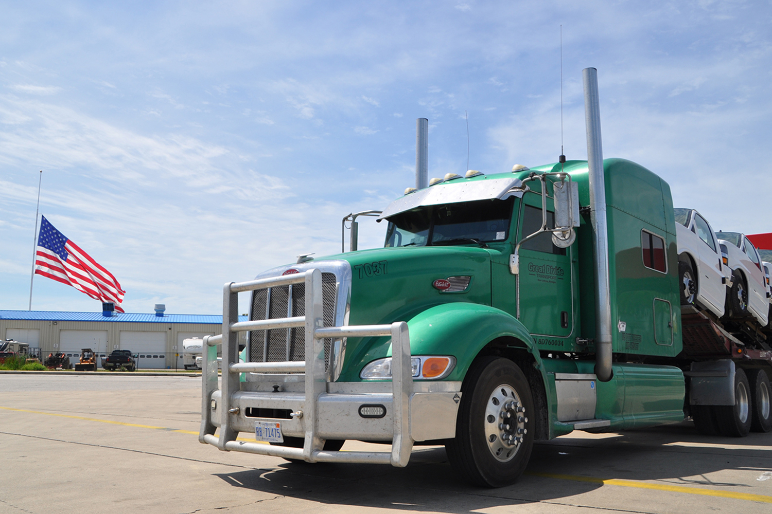 アメリカのボンネットトラック