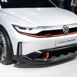 【画像】ちょっと笑い顔に変身！　新たなデザイナーが描いた「新型ポロGTI」のキモを聞いた【東京オートサロン2026】 〜 画像3