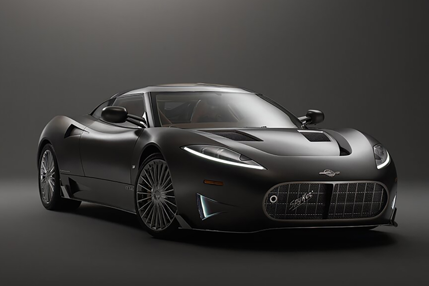 スパイカーC8プレリエーターのフロントスタイリング