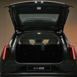 【画像】このスペックみたら「EVなんて……」とは言えないハズ！　ボルボの最新SUV「EX60」は東京〜広島を充電なしで走行可能!! 〜 画像9