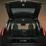 【画像】このスペックみたら「EVなんて……」とは言えないハズ！　ボルボの最新SUV「EX60」は東京〜広島を充電なしで走行可能!! 〜 画像12