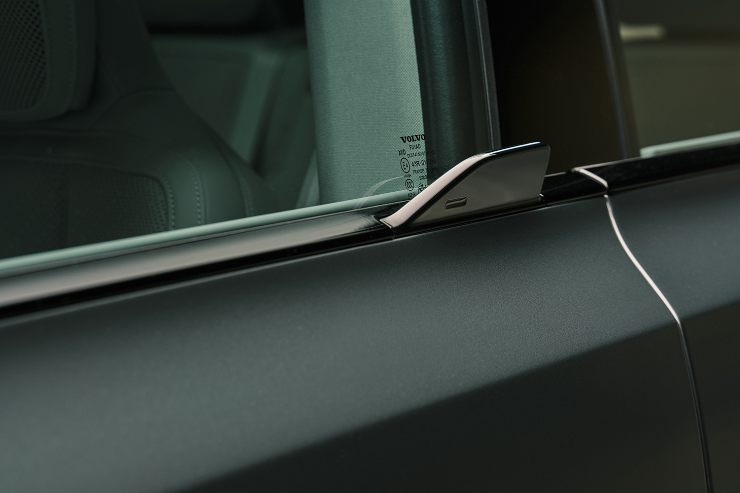 ボルボが新たに市場投入するEX60がスゴかった 〜 画像18