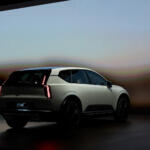 【画像】このスペックみたら「EVなんて……」とは言えないハズ！　ボルボの最新SUV「EX60」は東京〜広島を充電なしで走行可能!! 〜 画像65