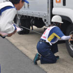 【画像】トラックのタイヤトラブルはガチでやばい！　重大事故を防ぐために「タイヤの空気圧・温度の管理モニター」が超重要だった 〜 画像1