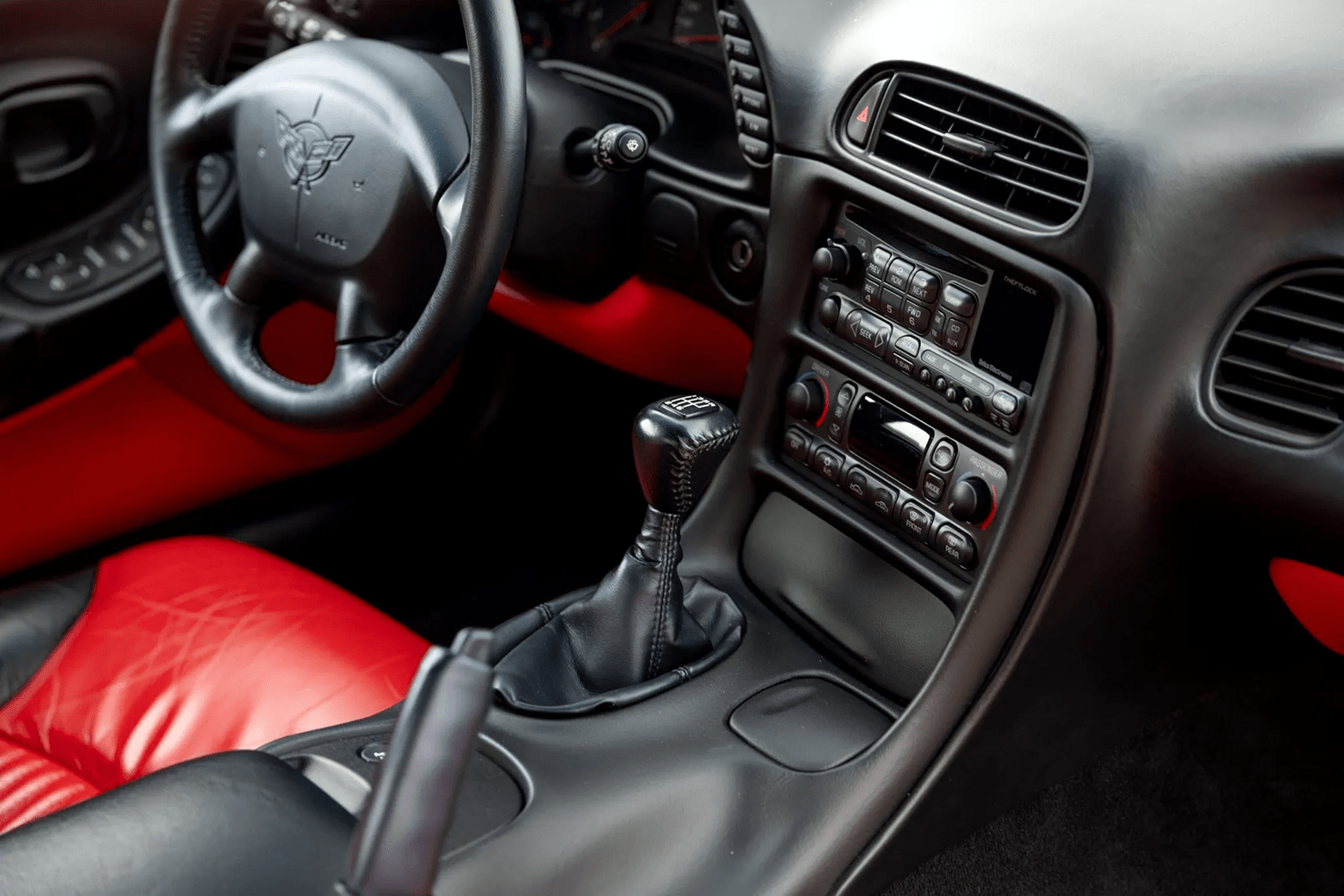 どの世代でも「Z06」はアメリカンスポーツの完成形だった【21世紀スーパーカーFILE #007】 〜 画像1