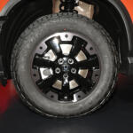 【画像】ひょっとして日本導入!?　HRCがイジったホンダの北米向け大型SUV「パスポート」に「日本のナンバー」が取り付けられていたワケ【東京オートサロン2026】 〜 画像1