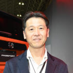 【画像】ひょっとして日本導入!?　HRCがイジったホンダの北米向け大型SUV「パスポート」に「日本のナンバー」が取り付けられていたワケ【東京オートサロン2026】 〜 画像25