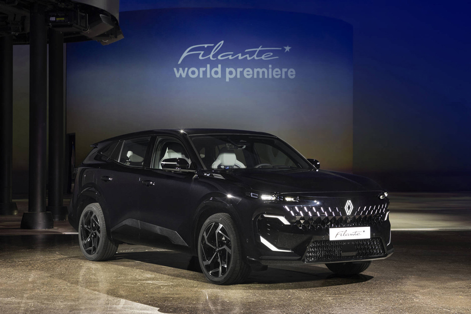 ルノーの新フラッグシップSUV「フィランテ」が美しすぎた 〜 画像3