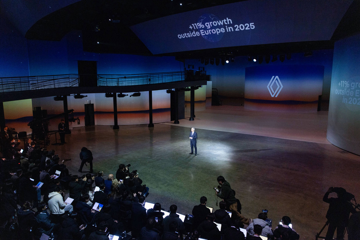 ルノーの新フラッグシップSUV「フィランテ」が美しすぎた 〜 画像6