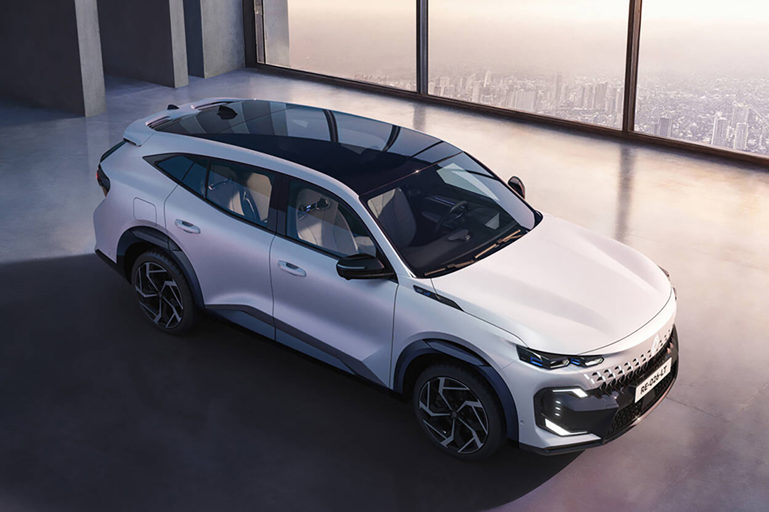 ルノーの新フラッグシップSUV「フィランテ」が美しすぎた 〜 画像9