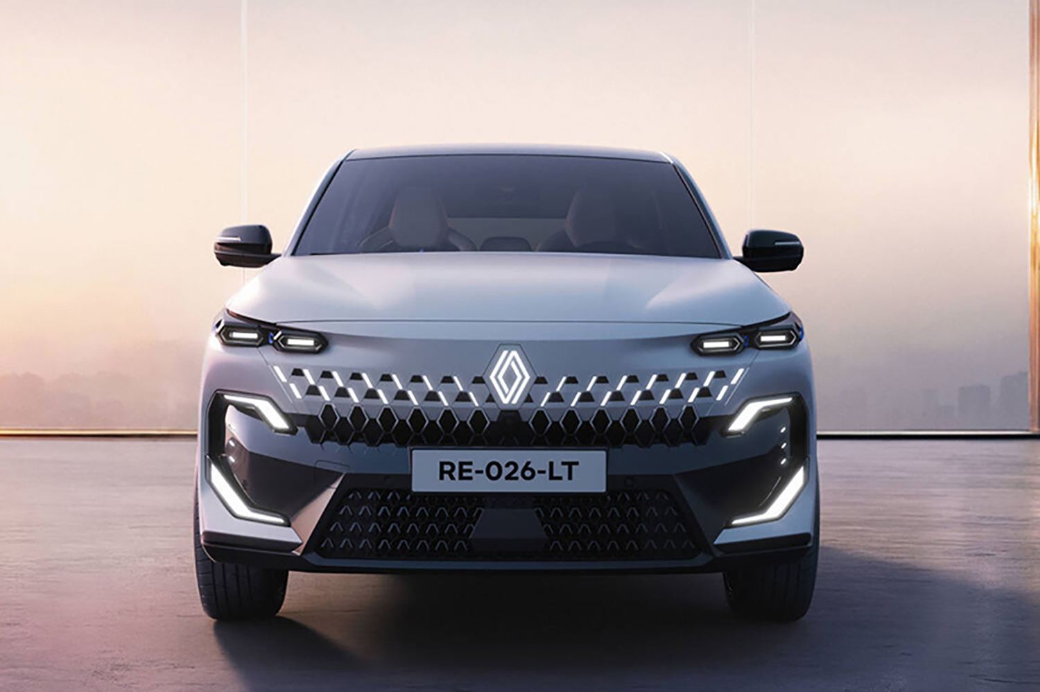 ルノー・フィランテの真正面フロントスタイリング