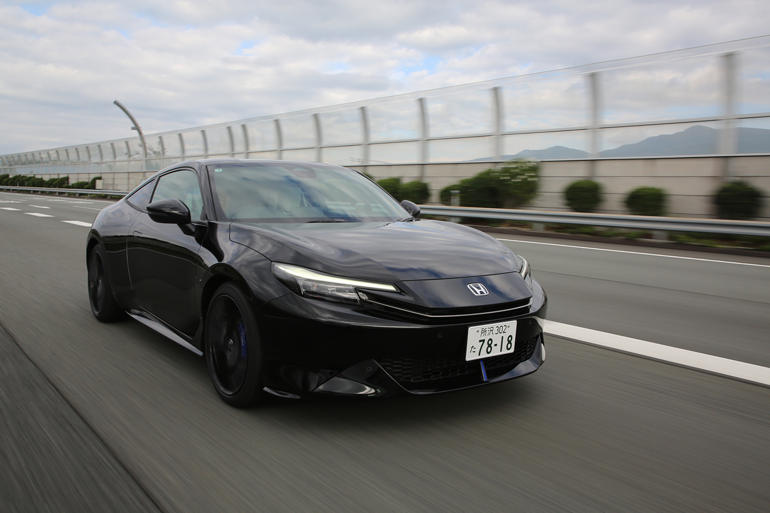 高速道路を走行するホンダ・プレリュード 〜 画像6