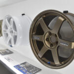 【画像】いまも大人気のホイール初代TE37が復刻……かと思いきやそうじゃない！　レイズの「30th ANNIVERSARY」のオリジナルと違う点をじっくり観察してみた 〜 画像24