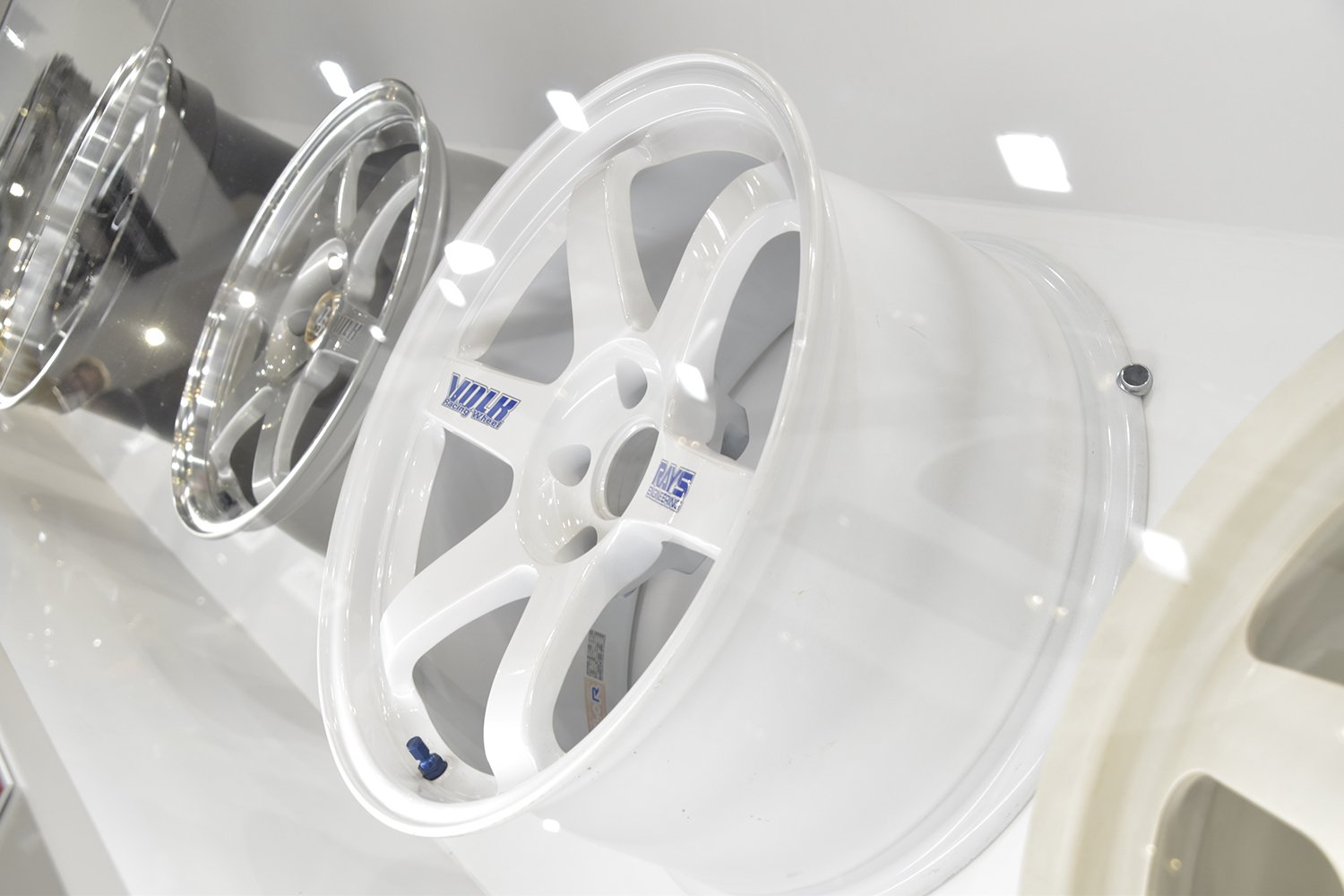 レイズから「TE37 30th ANNIVERSARY」が登場 〜 画像16