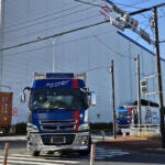 【画像】これがなきゃ長距離ドライバーなんてやってられない！　乗用車には存在しないトラックの「キャブサスペンション」ってなに？ 〜 画像4